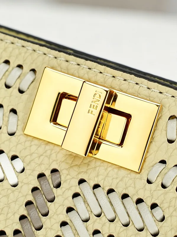 All Categories Fendi Women's Bags (Fendi) Fendi 33208