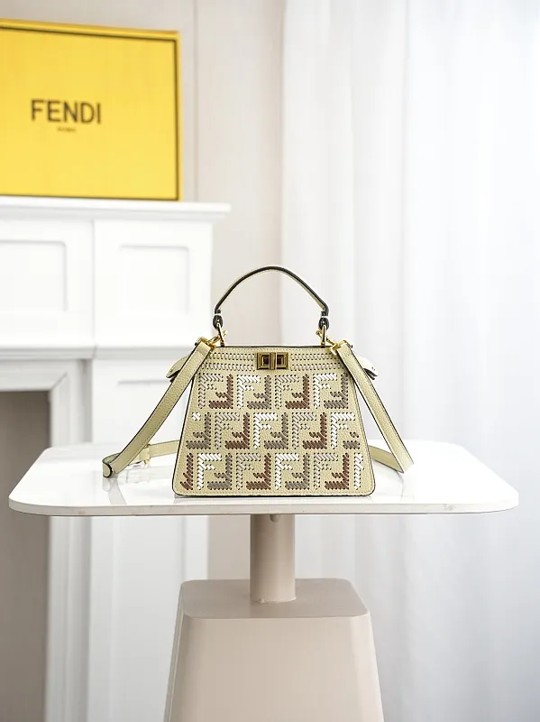 All Categories Fendi Women's Bags (Fendi) Fendi 33208