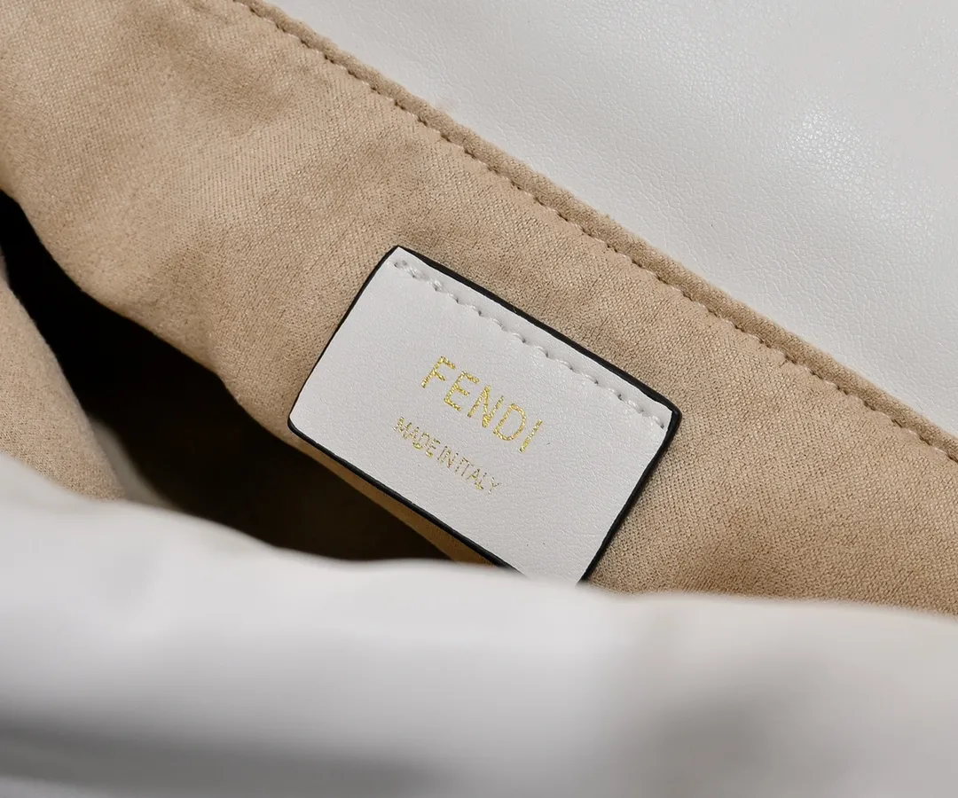 All Categories Fendi Women's Bags (Fendi) Fendi 7715