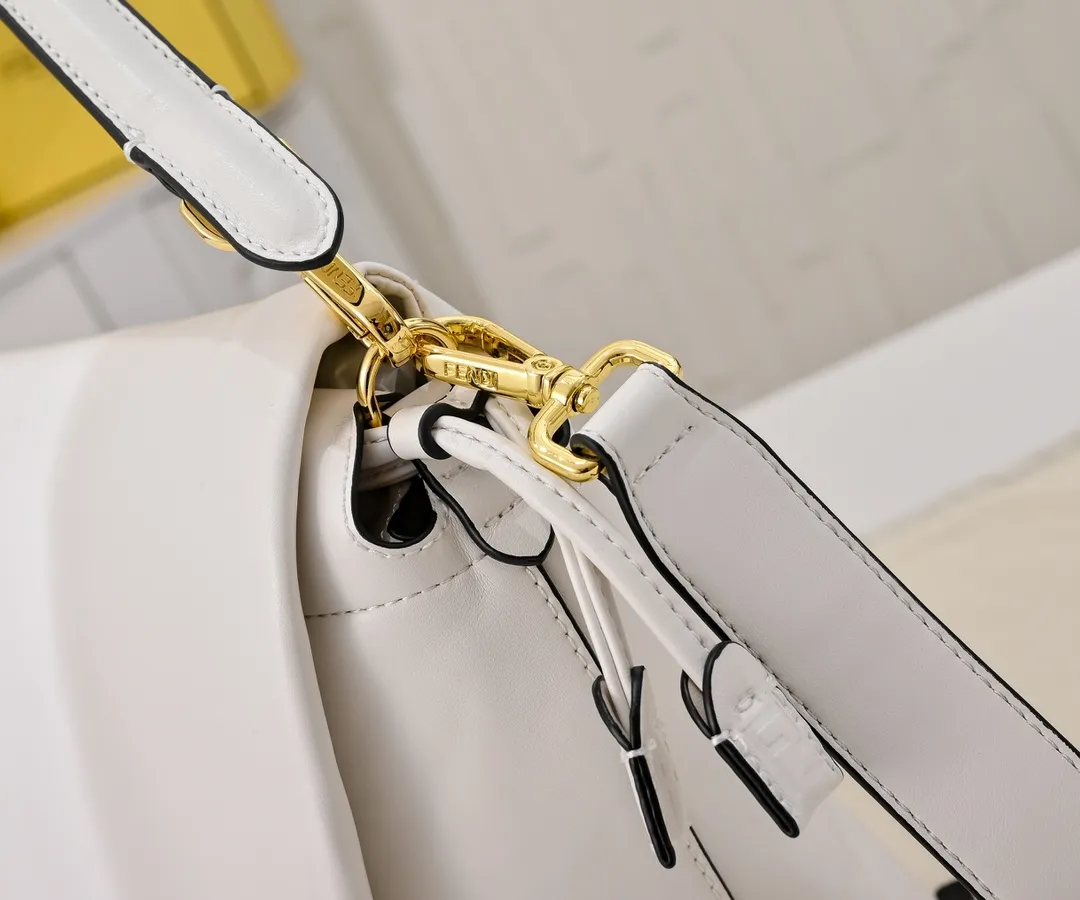 All Categories Fendi Women's Bags (Fendi) Fendi 7715