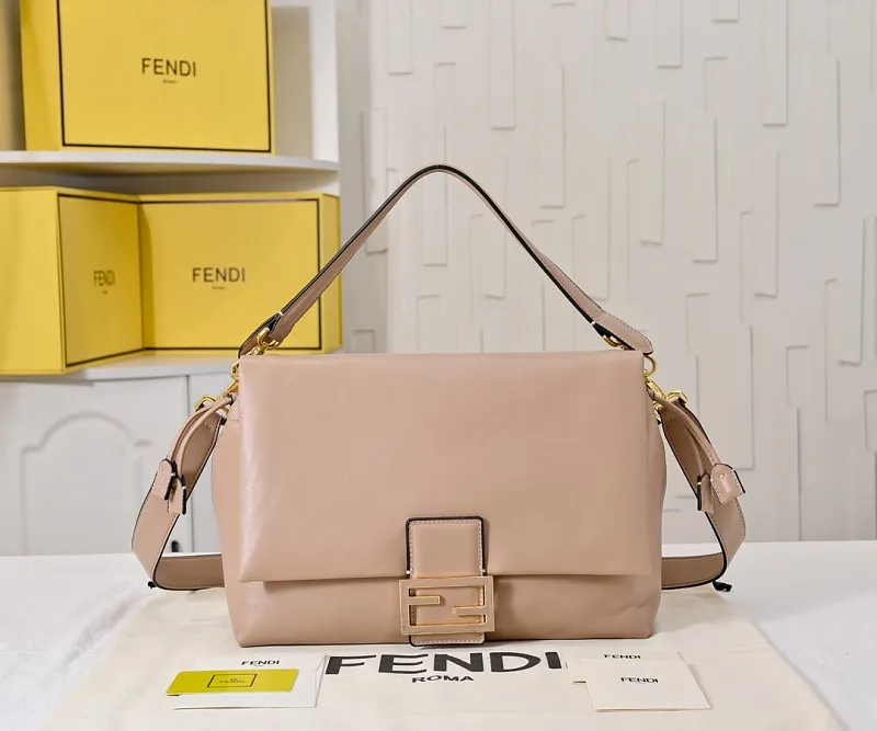 All Categories Fendi Women's Bags (Fendi) Fendi 7715