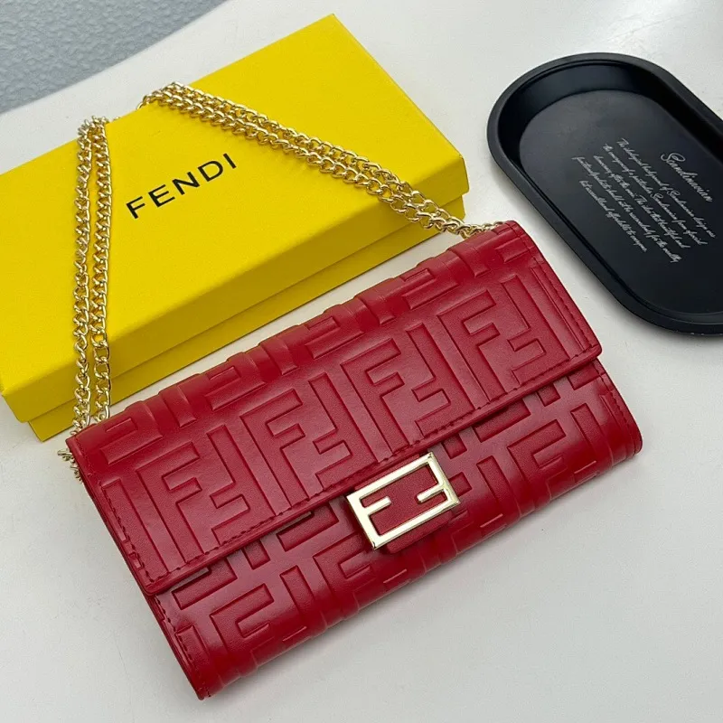 All categories Official website "Brand Women's Bags" Women's Bags 💙 FENDI 2025 new FENDI crossbody bag
