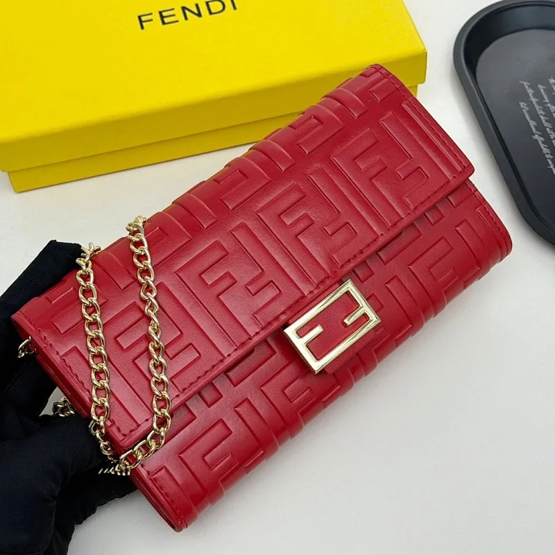 All categories Official website "Brand Women's Bags" Women's Bags 💙 FENDI 2025 new FENDI crossbody bag
