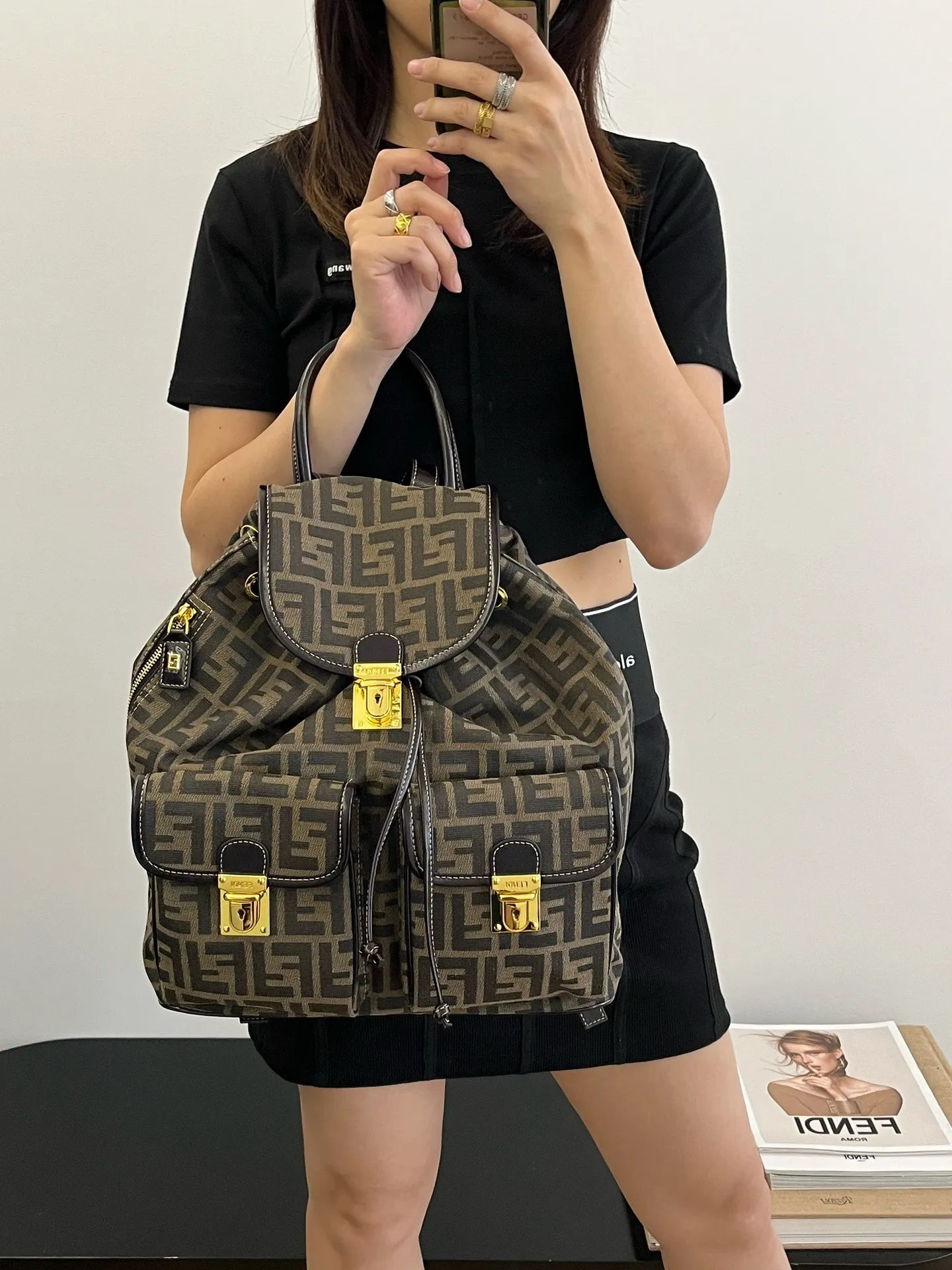 All Categories Fendi Women's Bags (Fendi) Fendi 8960
