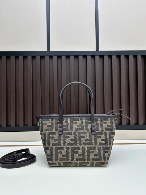 All Categories Fendi Women's Bags (Fendi) Fendi F08035