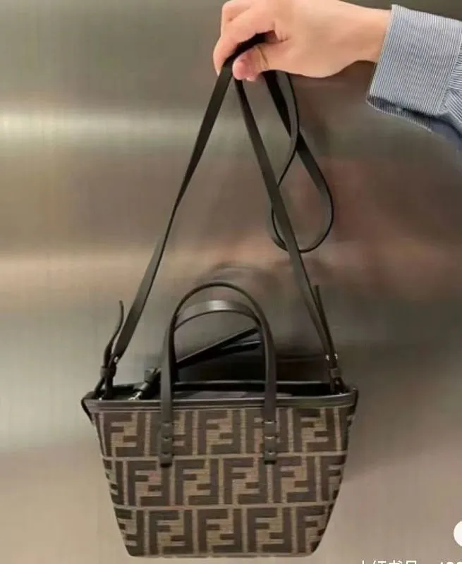 All Categories Fendi Women's Bags (Fendi) Fendi F08035