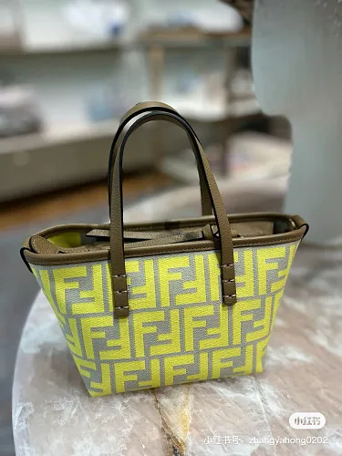 All Categories Fendi Women's Bags (Fendi) Fendi S096
