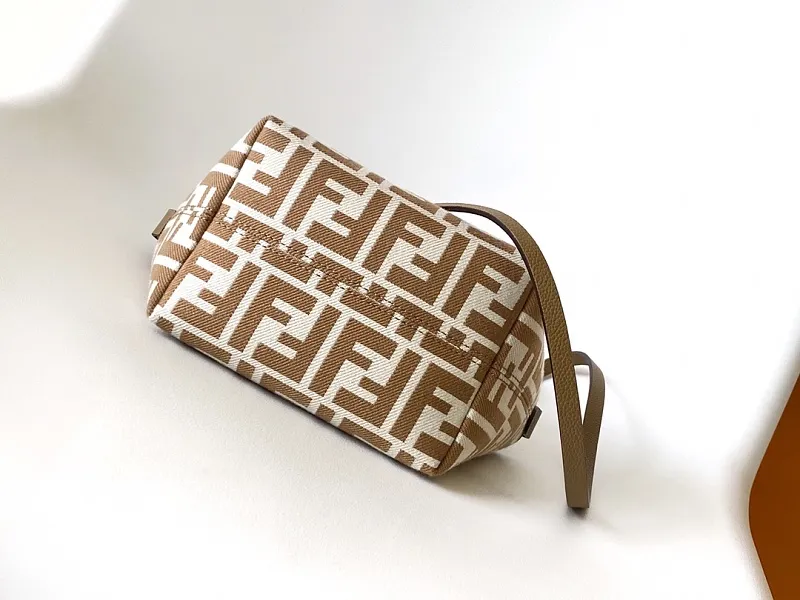 All Categories Fendi Women's Bags (Fendi) Fendi S096