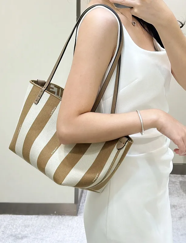 All Categories Fendi Women's Bags (Fendi) Fendi S096