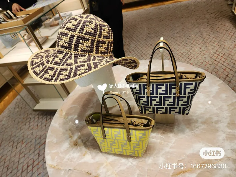 All Categories Fendi Women's Bags (Fendi) Fendi S096