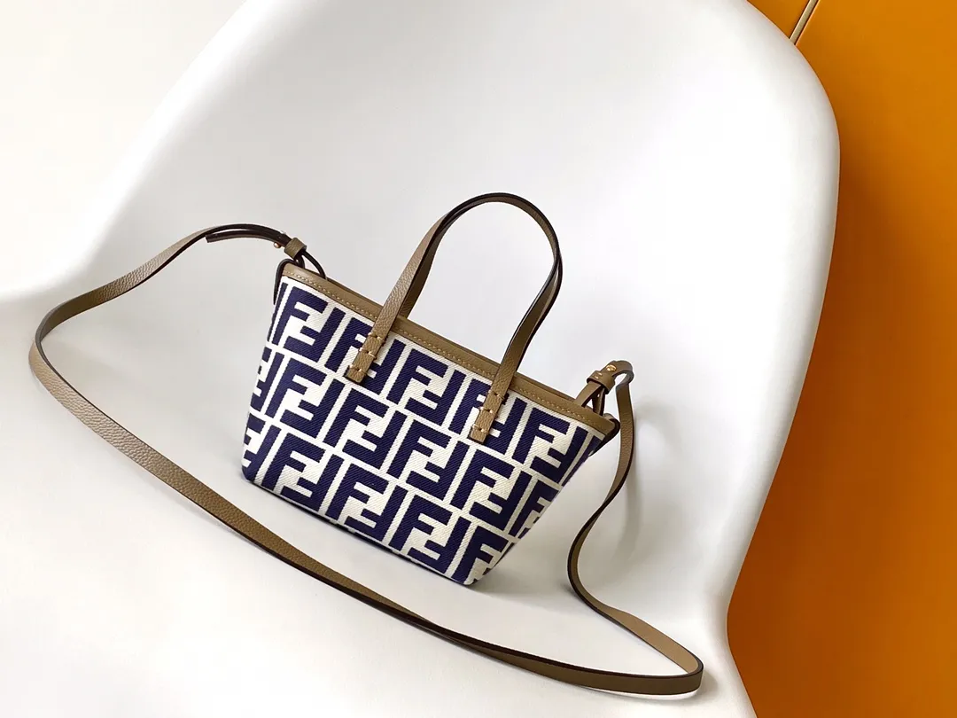 All Categories Fendi Women's Bags (Fendi) Fendi S096