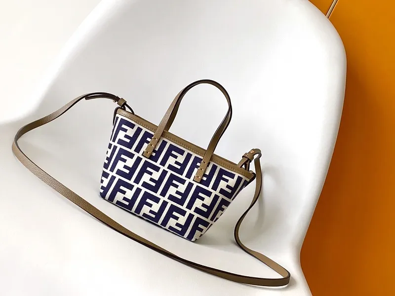 All Categories Fendi Women's Bags (Fendi) Fendi S096
