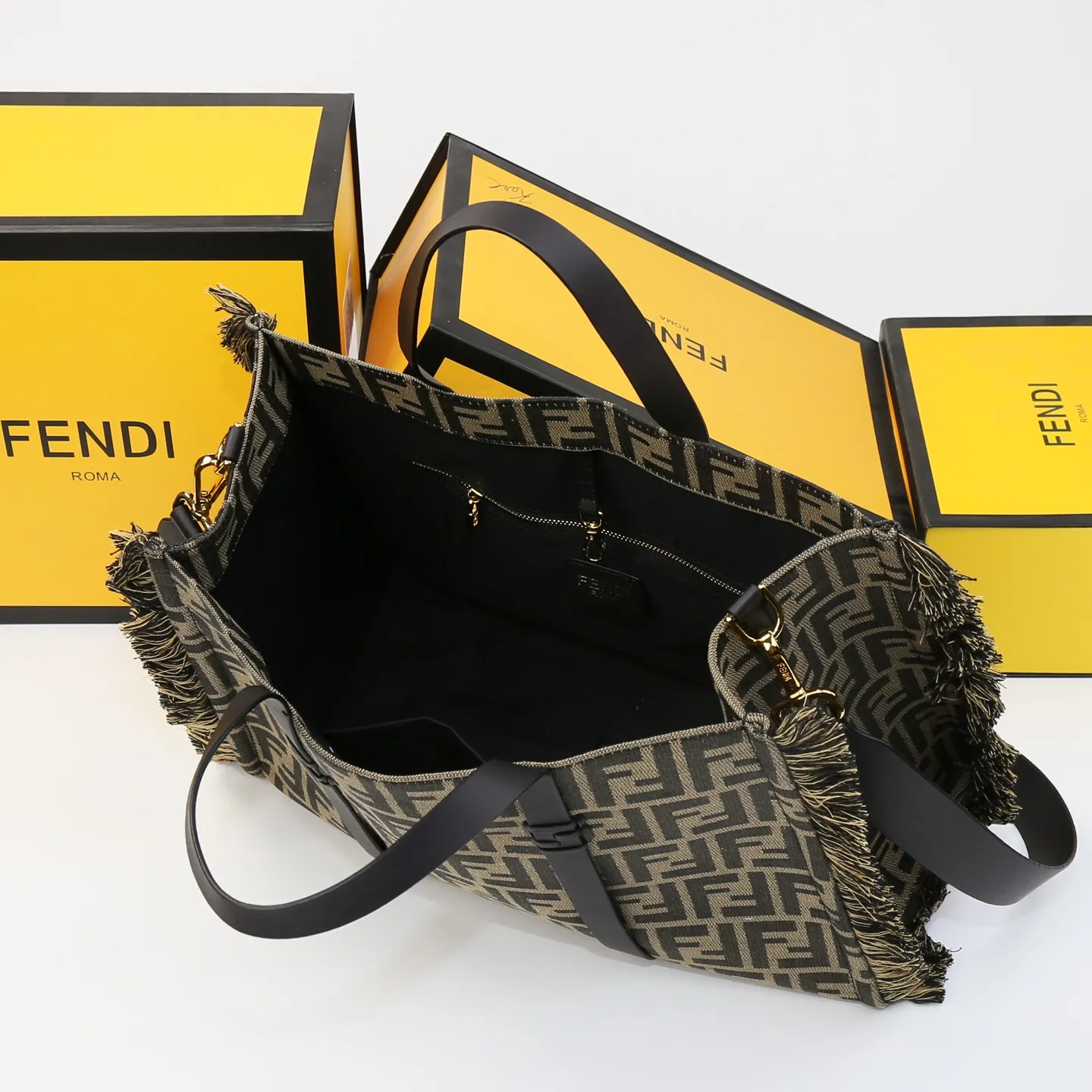 All Categories Fendi Women's Bags (Fendi) Fendi 3716