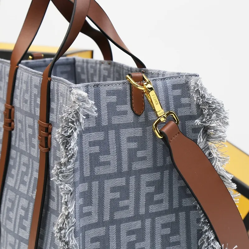 All Categories Fendi Women's Bags (Fendi) Fendi 3716