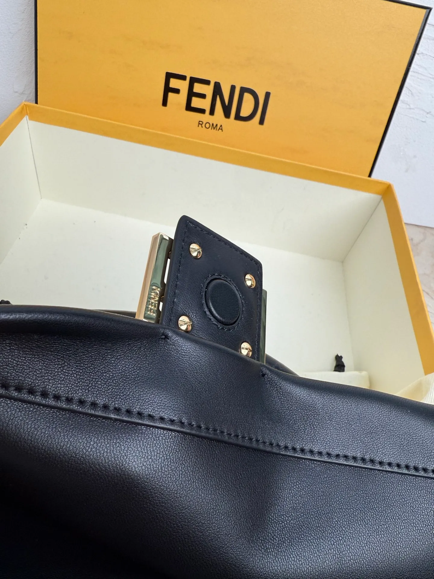 All Categories Fendi Women's Bags (Fendi) Fendi Original Order 8833