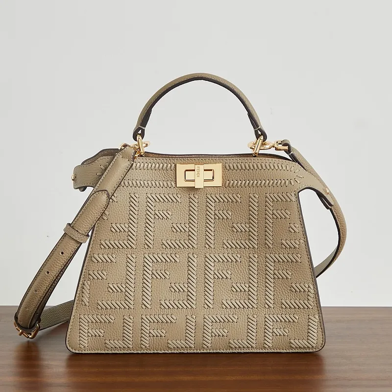 All Categories Fendi Women's Bags (Fendi) Fendi 2711