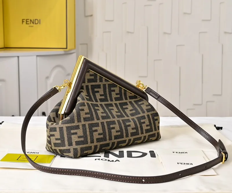 All Categories Fendi Women's Bags (Fendi) Fendi 80016