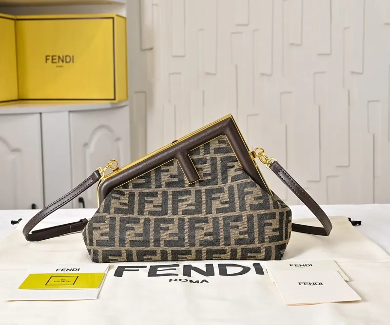 All Categories Fendi Women's Bags (Fendi) Fendi 80016