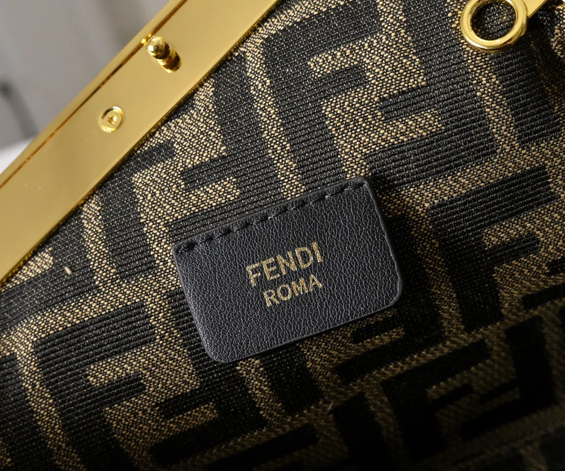 All Categories Fendi Women's Bags (Fendi) Fendi 80016