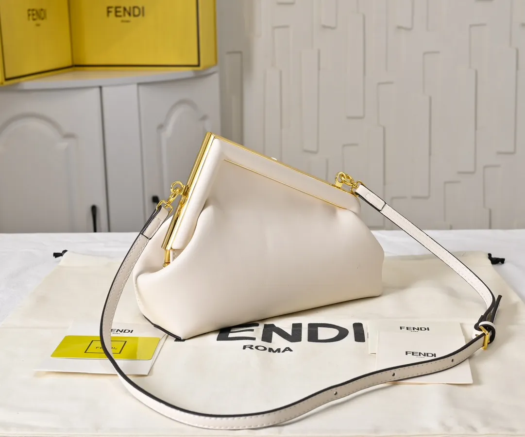 All Categories Fendi Women's Bags (Fendi) Fendi 80016