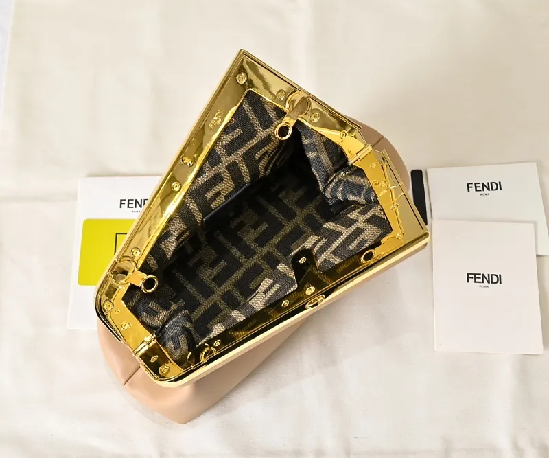 All Categories Fendi Women's Bags (Fendi) Fendi 80016