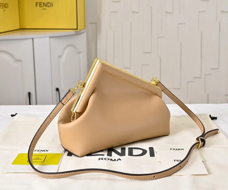 All Categories Fendi Women's Bags (Fendi) Fendi 80016