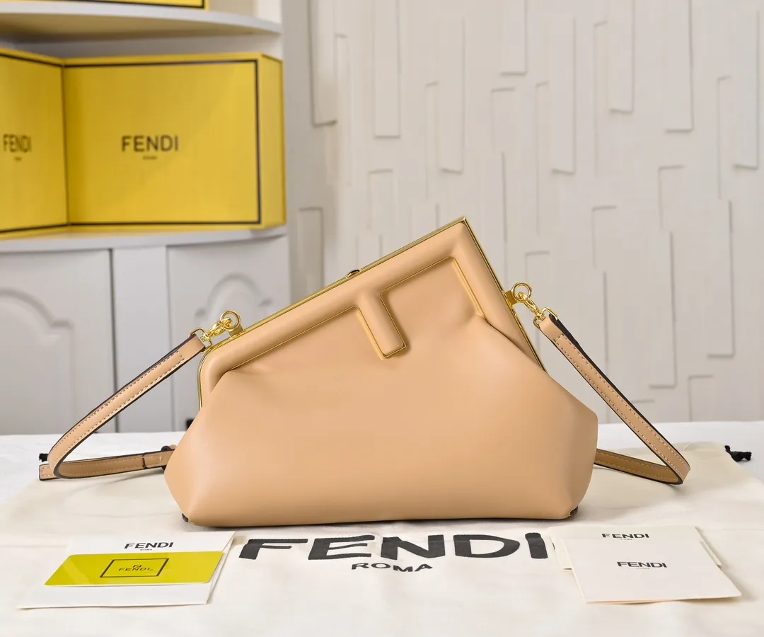 All Categories Fendi Women's Bags (Fendi) Fendi 80016