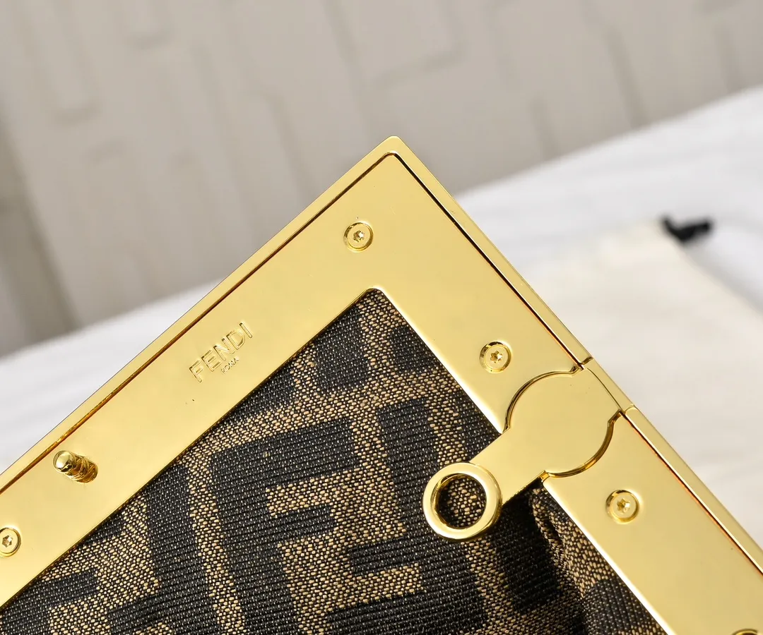 All Categories Fendi Women's Bags (Fendi) Fendi 80016