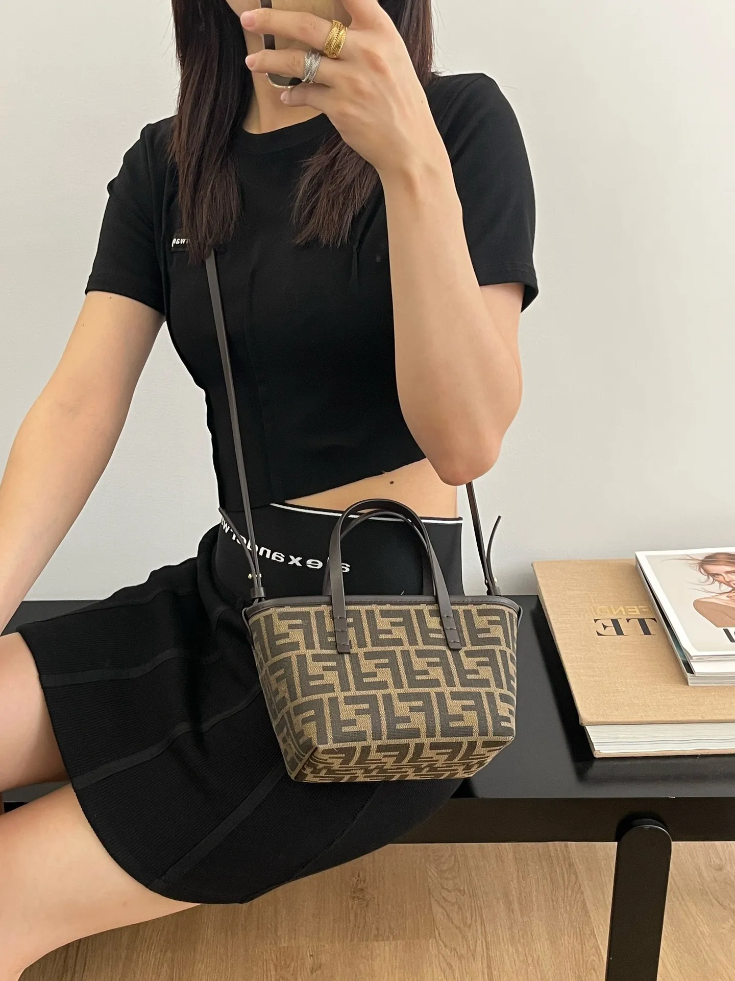 All Categories Fendi Women's Bags (Fendi) Fendi 2319
