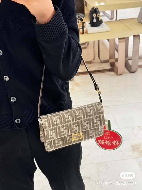 All Categories Fendi Women's Bags (Fendi) Fendi 215