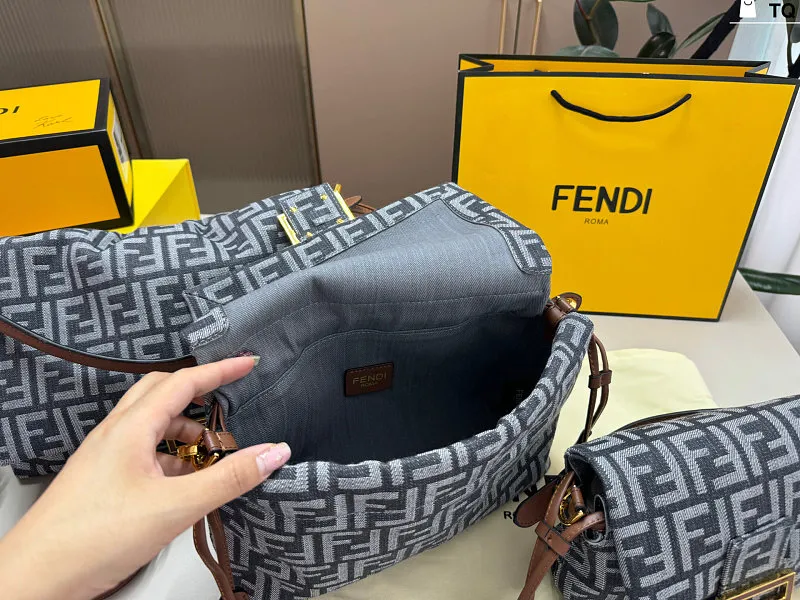 All Categories Official Website "Brand Women's Bags" Women's Bags 💙 FENDI 2026 New Fendi Crossbody Bag