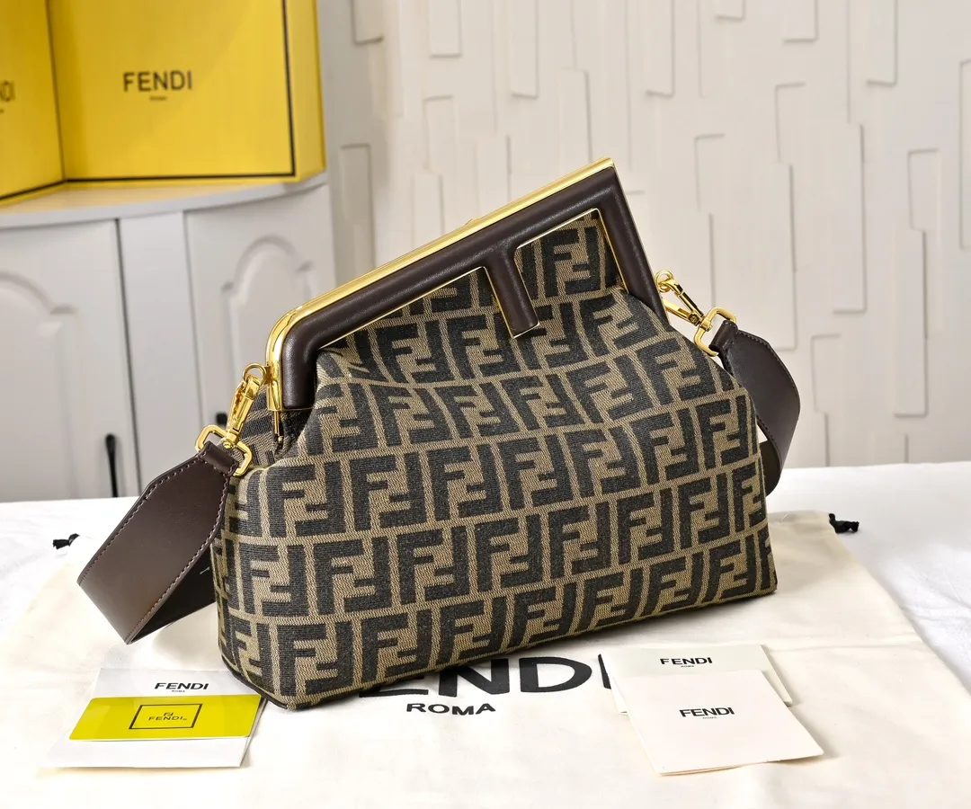 All Categories Fendi Women's Bags (Fendi) Fendi 80017