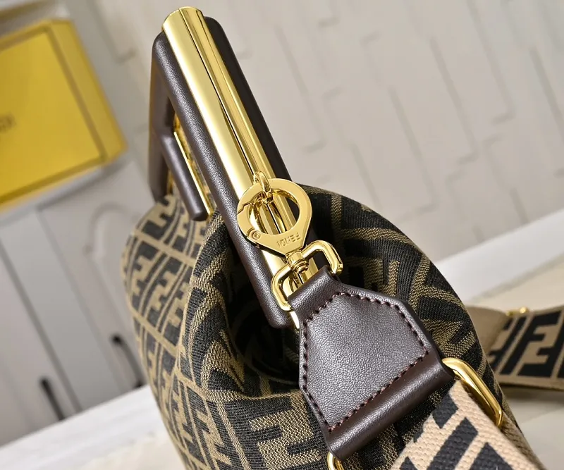All Categories Fendi Women's Bags (Fendi) Fendi 80017