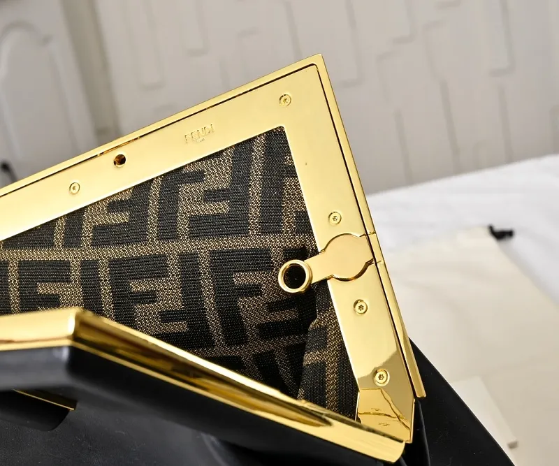 All Categories Fendi Women's Bags (Fendi) Fendi 80017