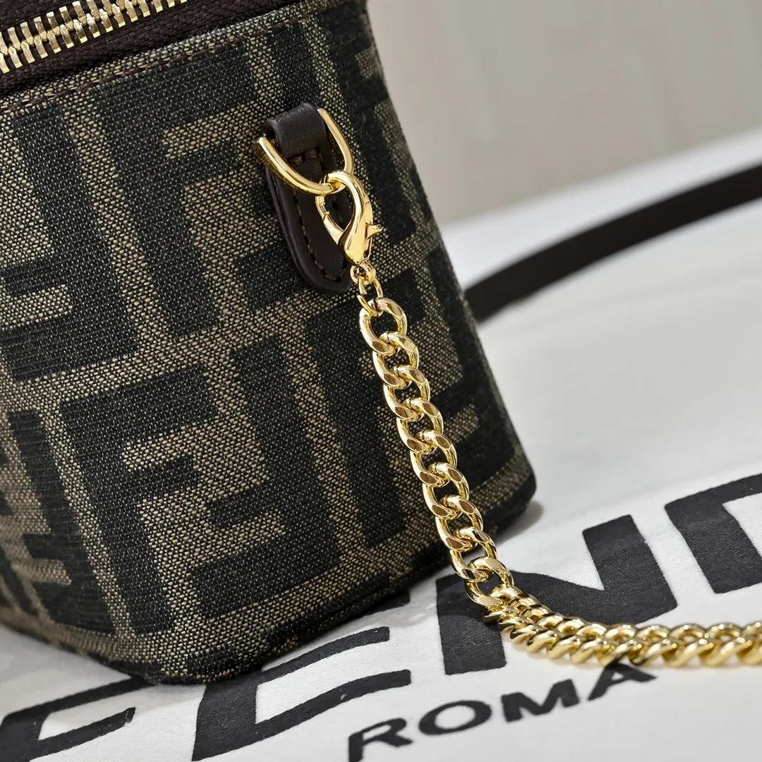 All Categories Fendi Women's Bags (Fendi) Fendi 33201