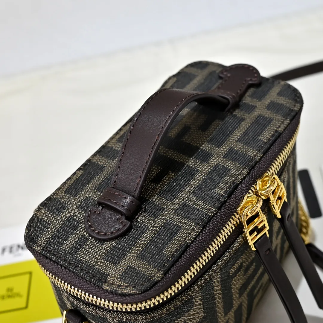 All Categories Fendi Women's Bags (Fendi) Fendi 33201