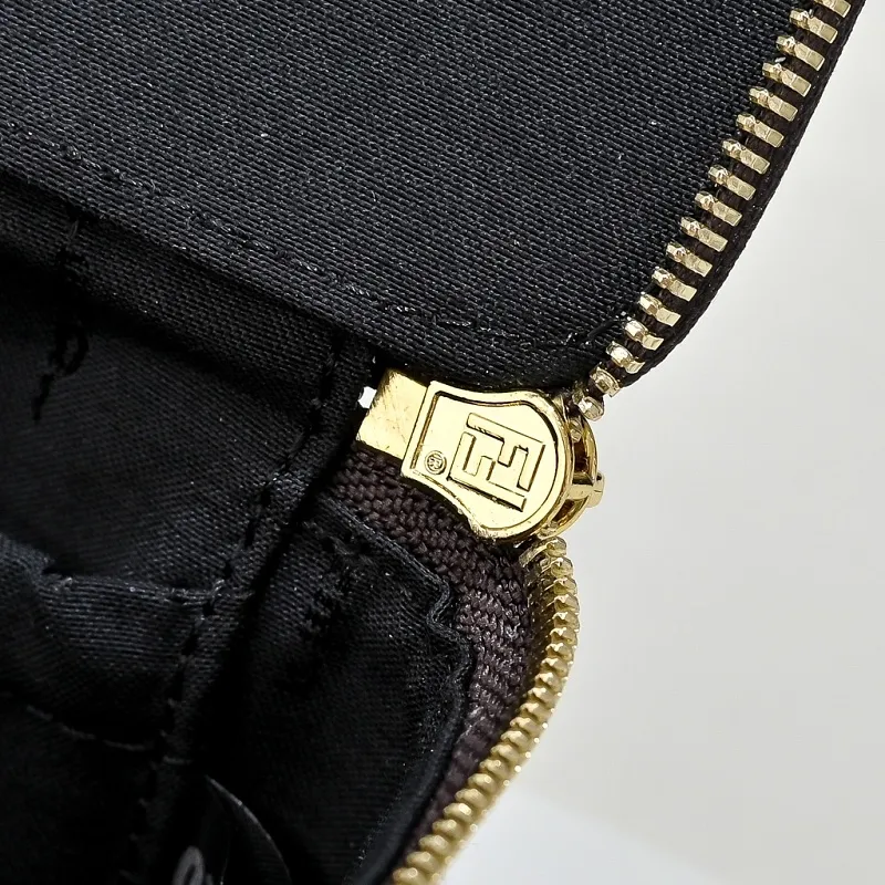 All Categories Fendi Women's Bags (Fendi) Fendi 33201
