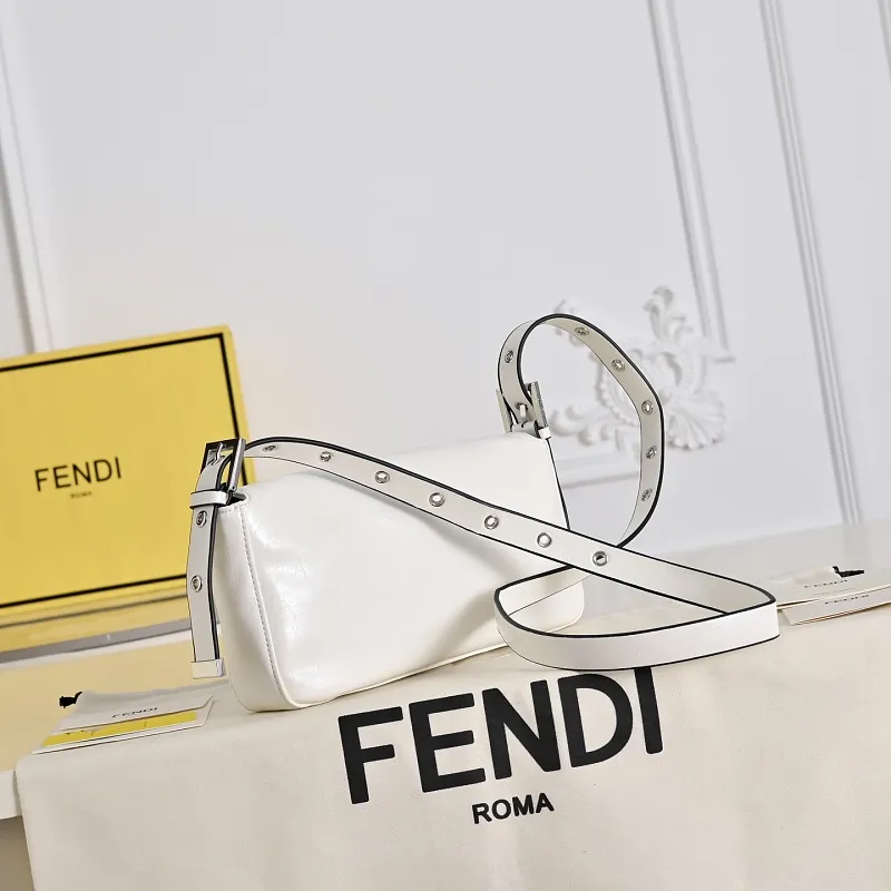 All Categories Fendi Women's Bags (Fendi) Fendi 1116