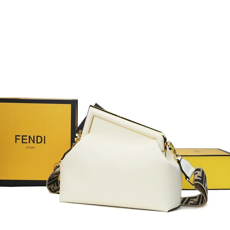 All Categories Fendi Women's Bags (Fendi) Fendi 3232