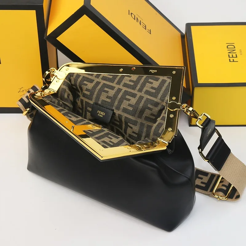 All Categories Fendi Women's Bags (Fendi) Fendi 3232