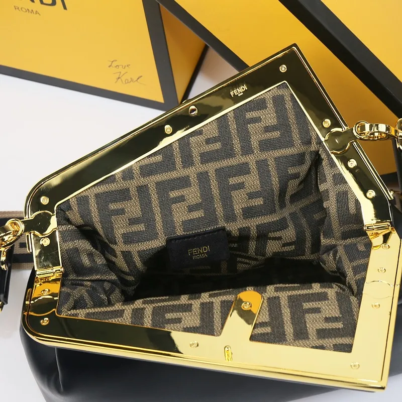 All Categories Fendi Women's Bags (Fendi) Fendi 3232