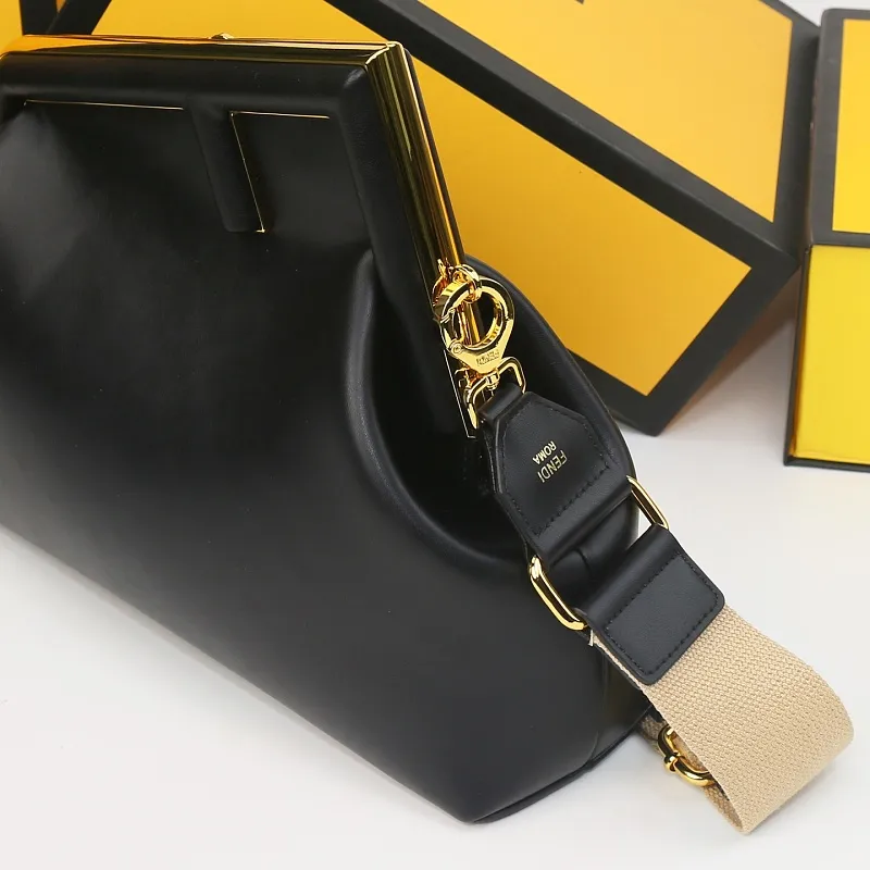 All Categories Fendi Women's Bags (Fendi) Fendi 3232