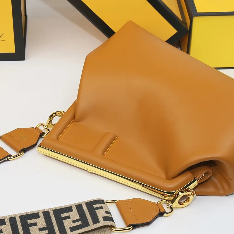 All Categories Fendi Women's Bags (Fendi) Fendi 3232