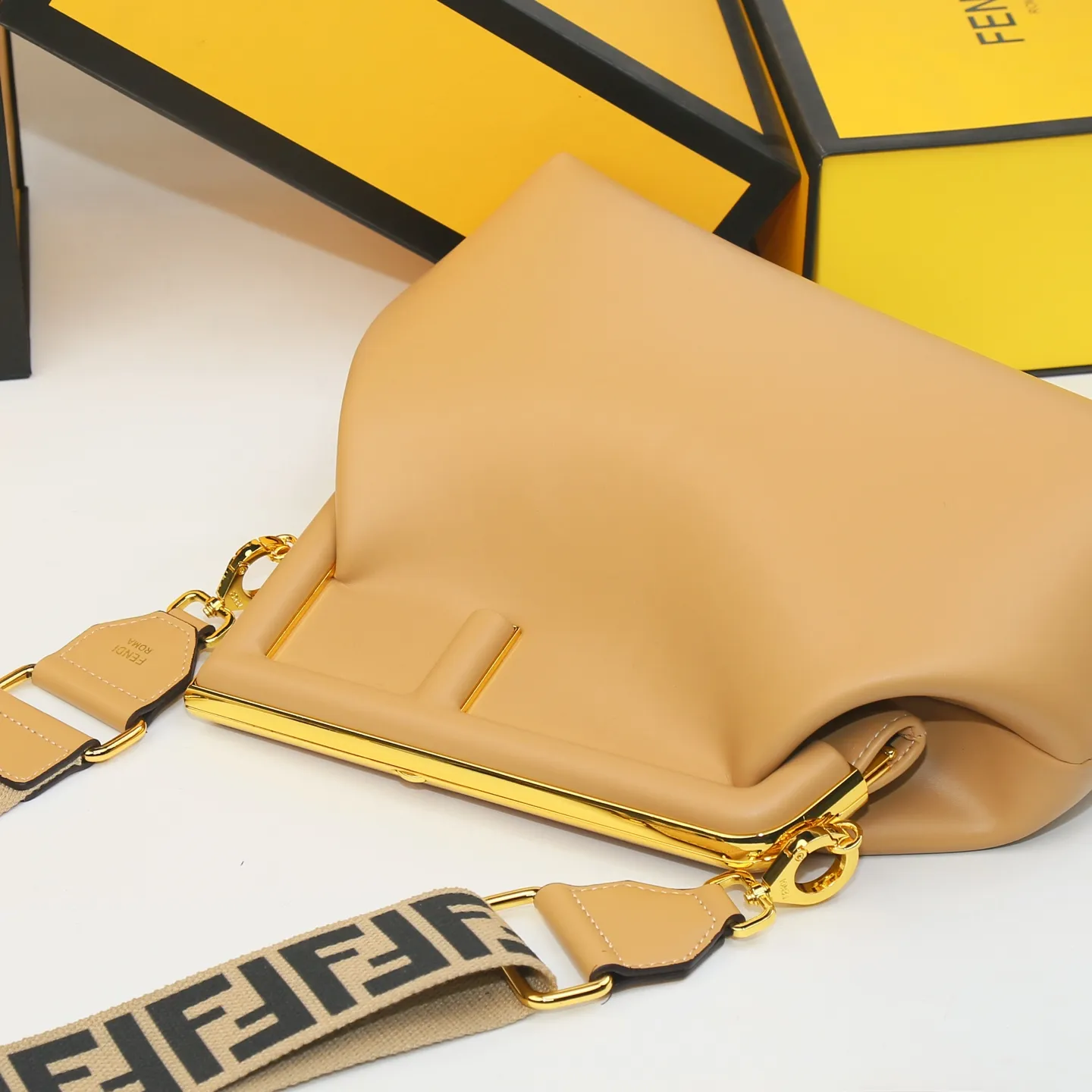 All Categories Fendi Women's Bags (Fendi) Fendi 3232