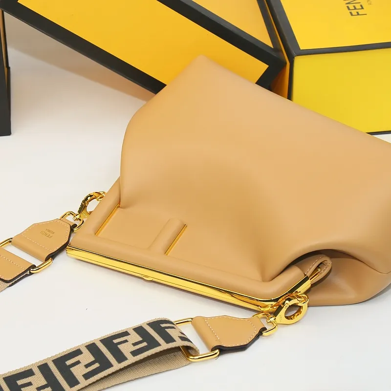 All Categories Fendi Women's Bags (Fendi) Fendi 3232