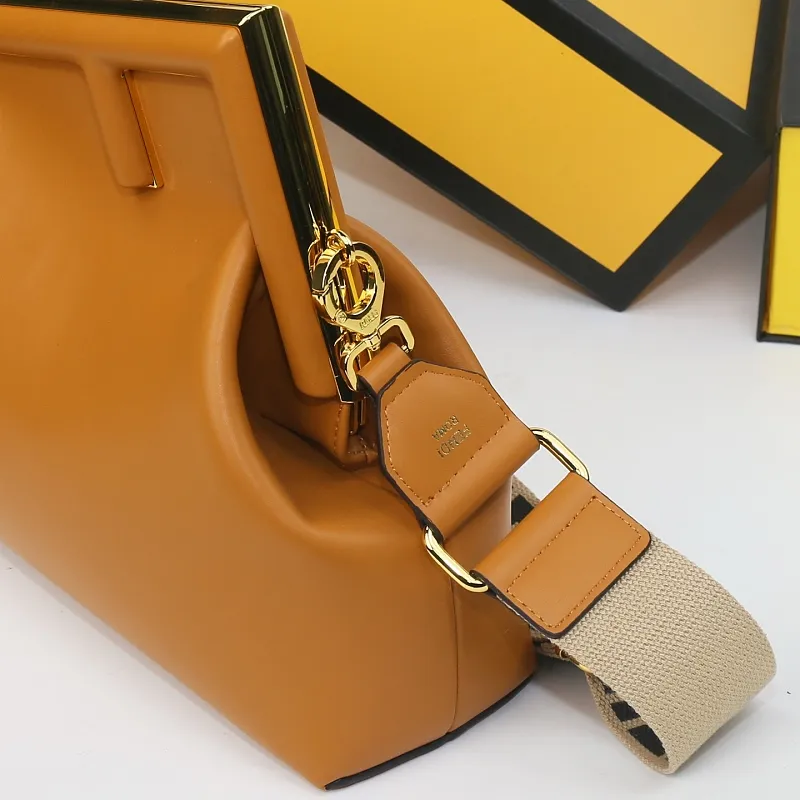 All Categories Fendi Women's Bags (Fendi) Fendi 3232