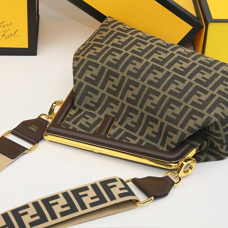 All Categories Fendi Women's Bags (Fendi) Fendi 3232