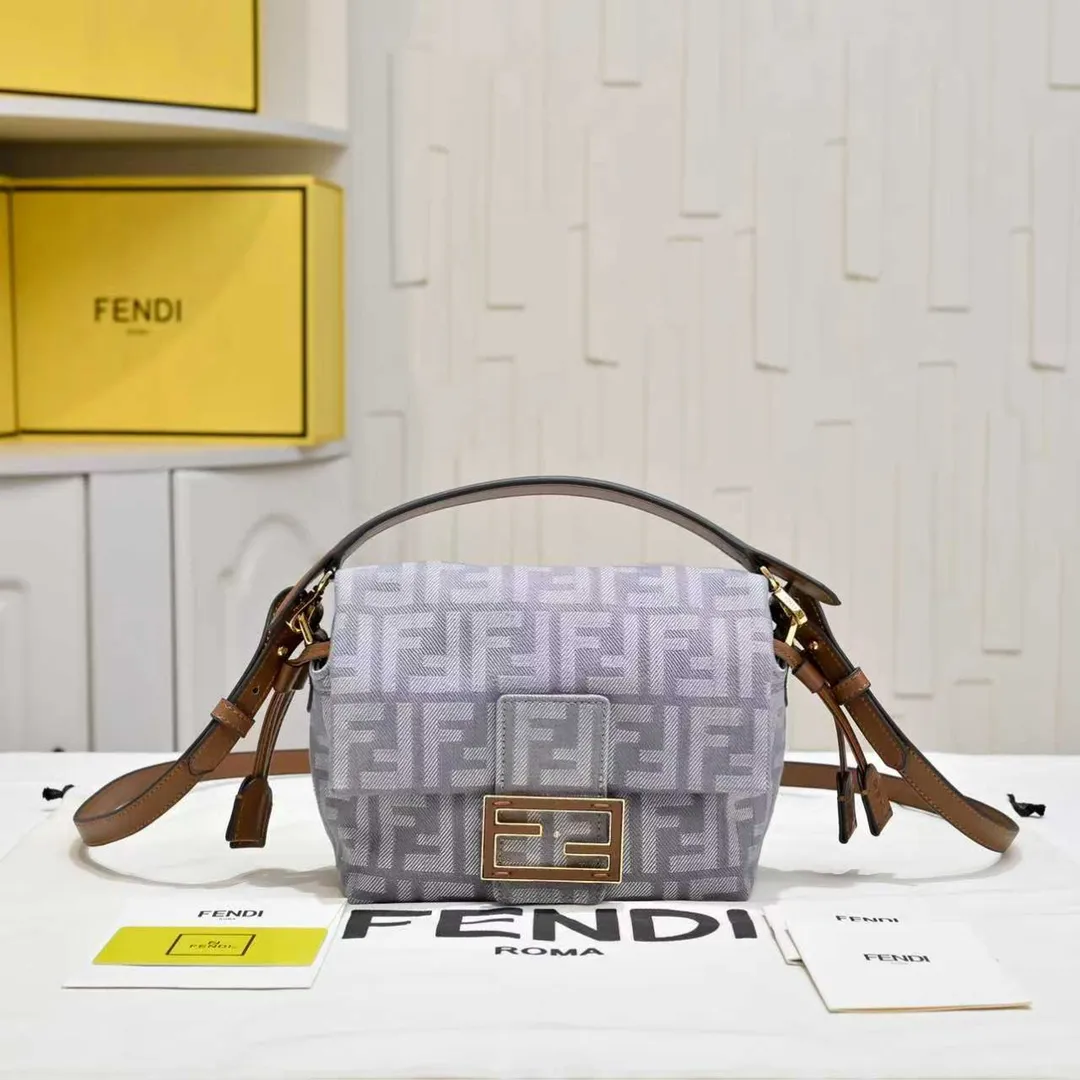 All Categories Fendi Women's Bags (Fendi) Fendi 7716