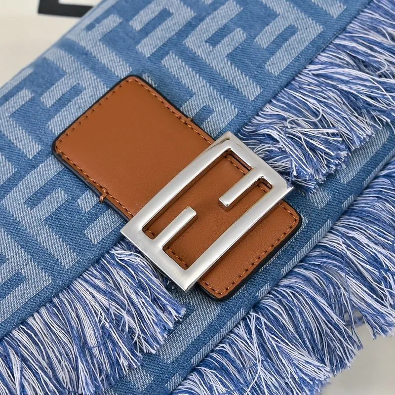 All Categories Fendi Women's Bags (Fendi) Fendi 3381