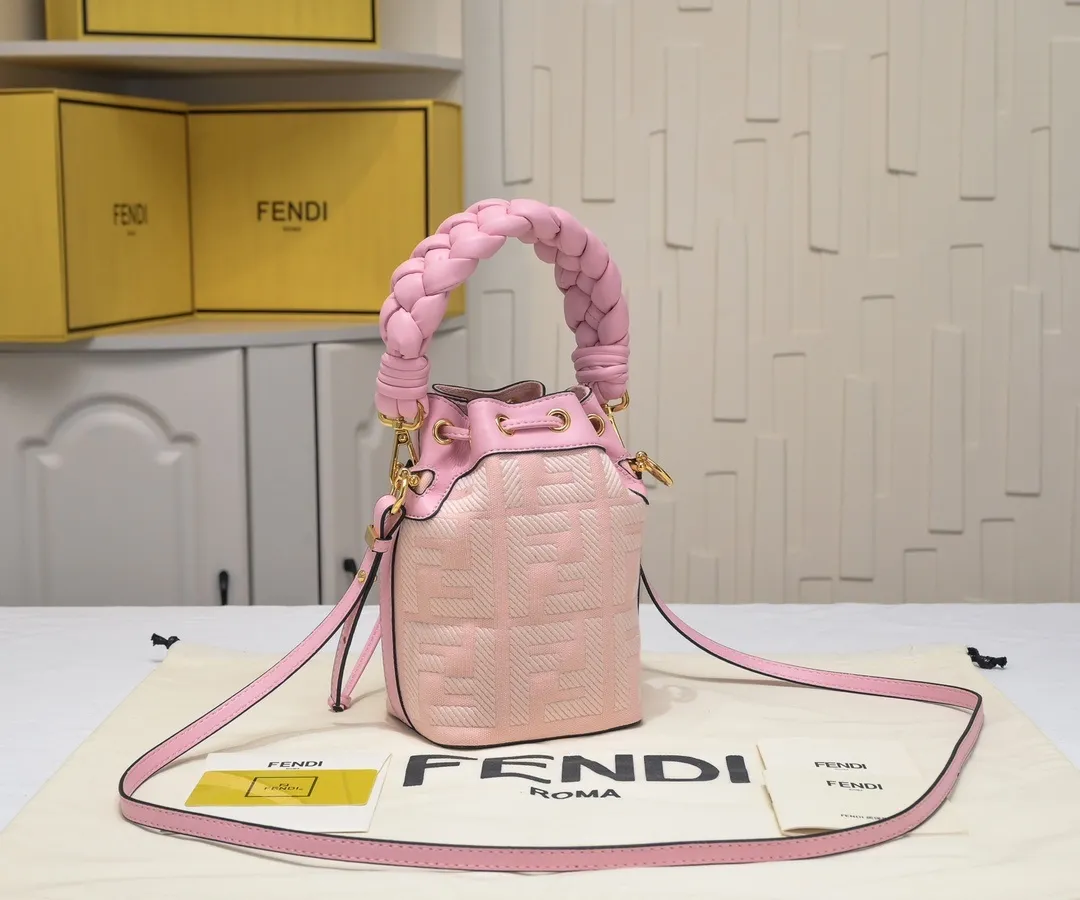 All Categories Official Website "Brand Women's Bags" Women's Bags 💙 FENDI 2025 New Fendi Bucket Bag